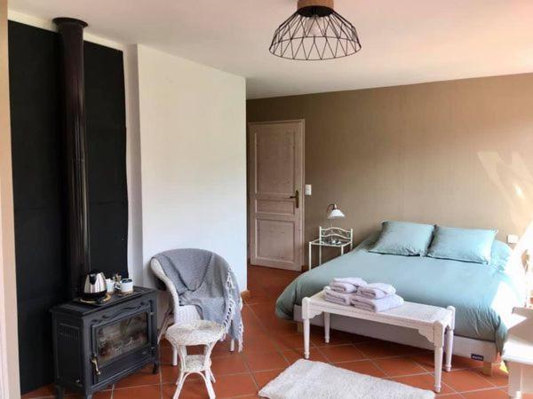 Chambres D'Hotes Mas La Tardosse 프랏드몰로라프레스테 외부 사진