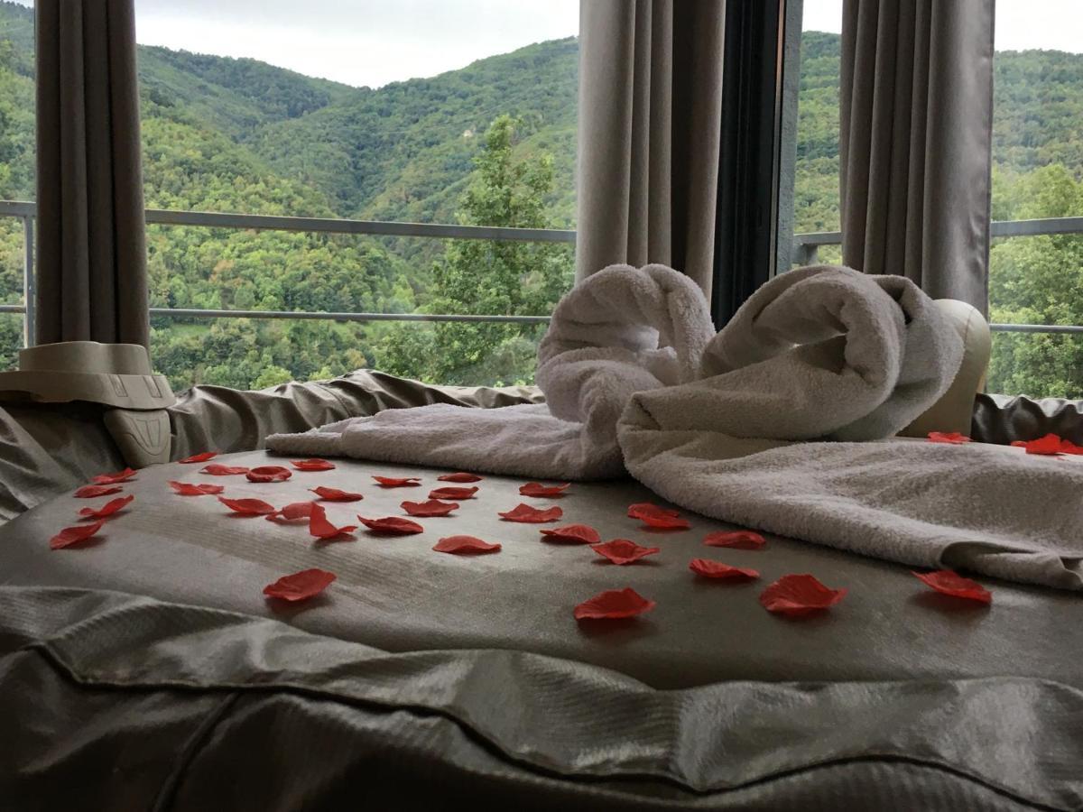 Chambres D'Hotes Mas La Tardosse 프랏드몰로라프레스테 외부 사진